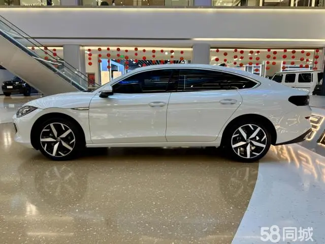 Volkswagen Lamando 2024 immagine di auto #8