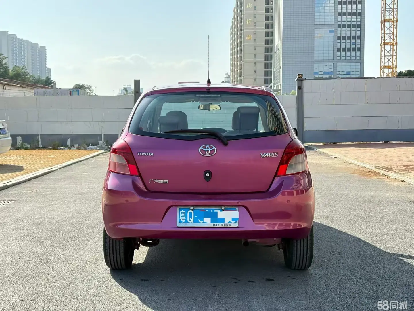 Toyota Yaris 2012 изображение автомобиля #8