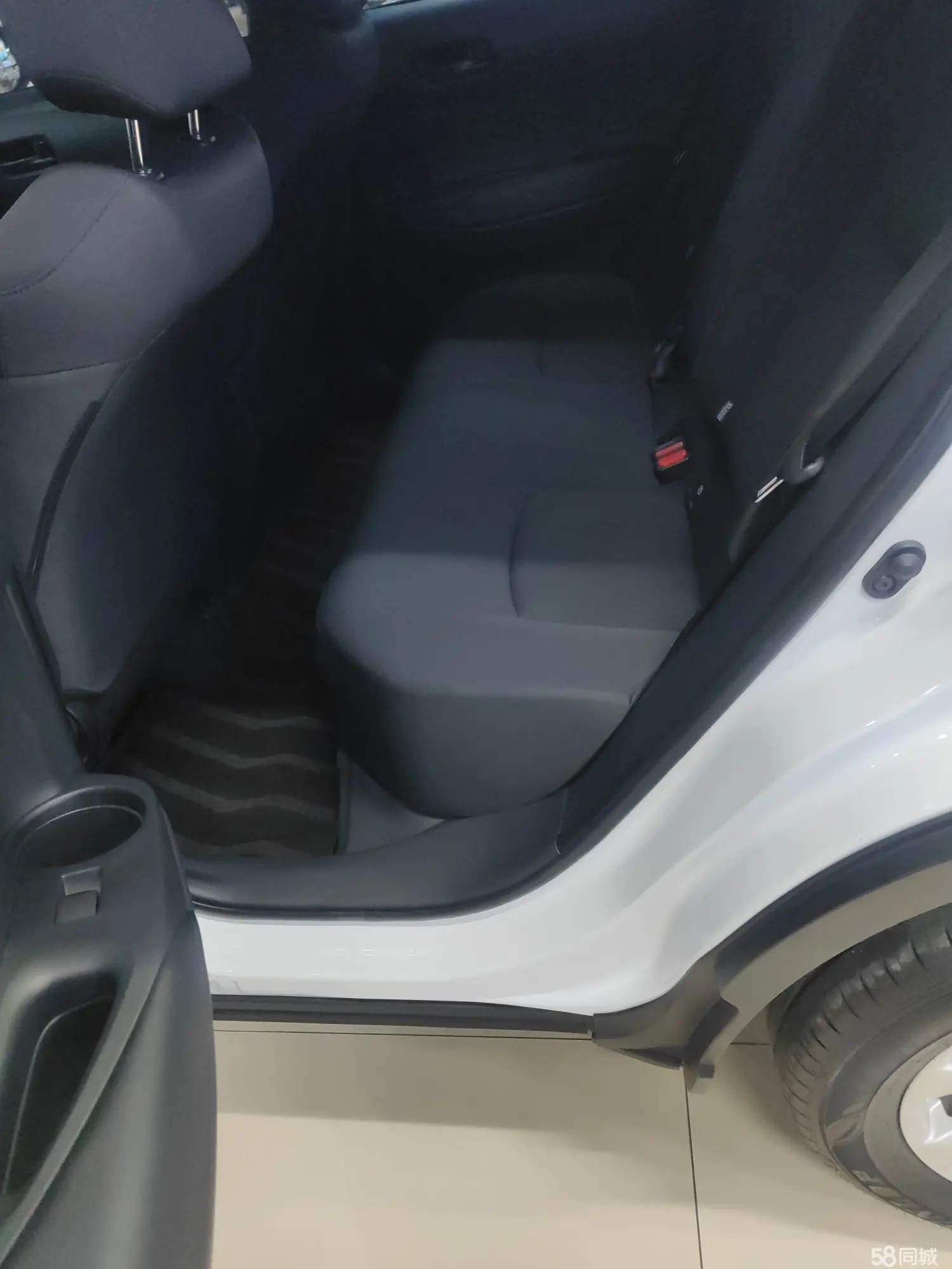 Toyota Corolla Cross 2025 car image #8