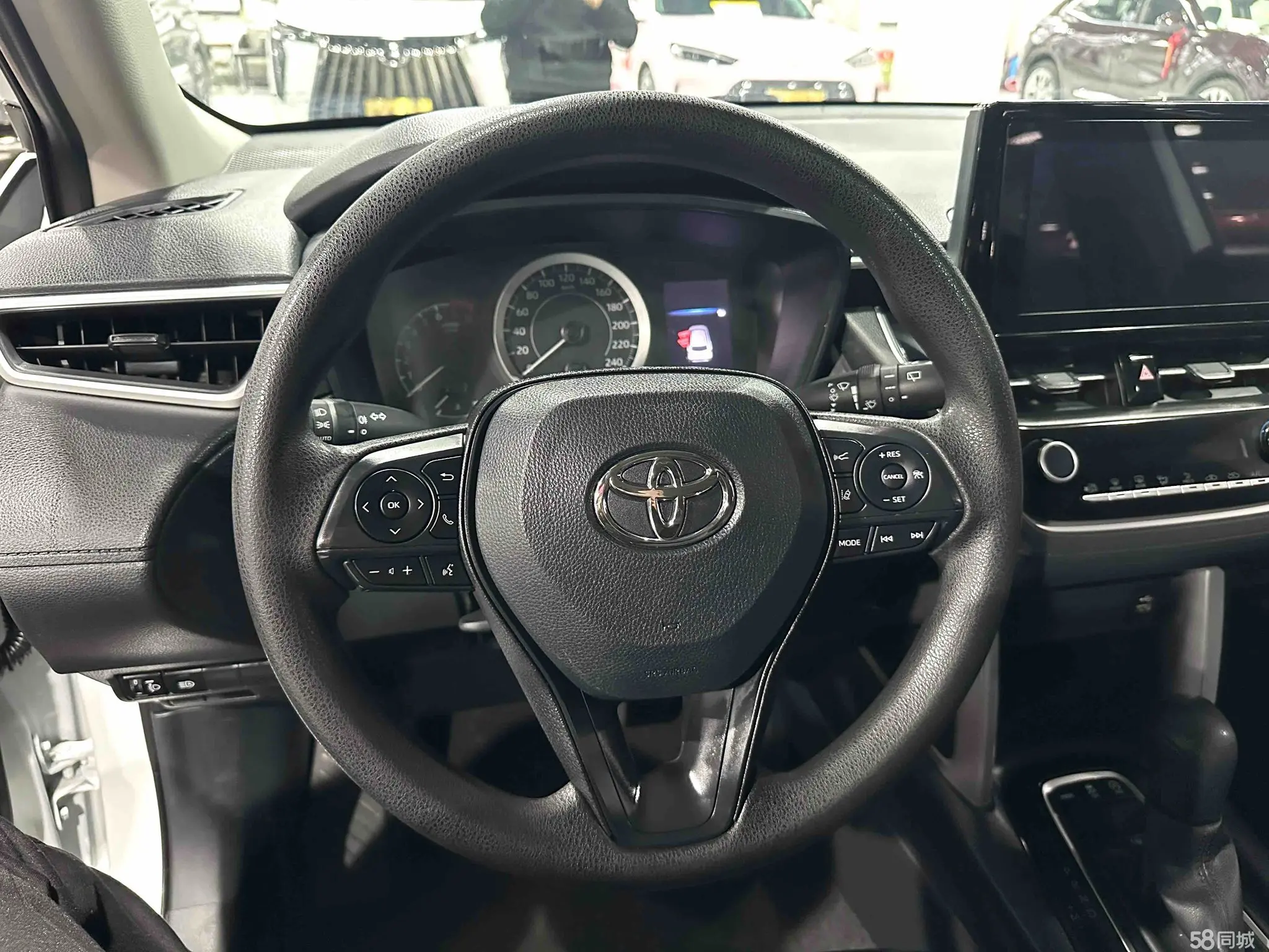 Toyota Corolla Cross 2023 car image #8