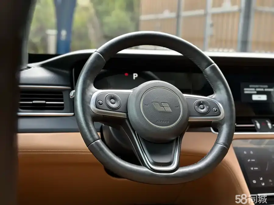 Li One 2020 imagen de coche #8