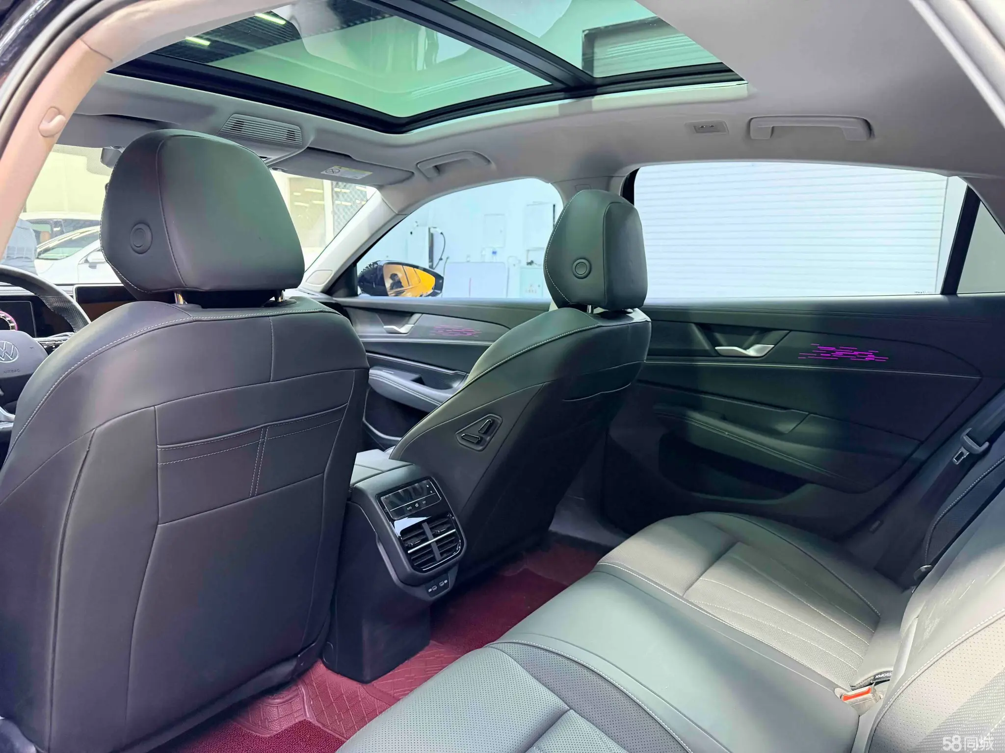 Volkswagen Passat 2025 car image #8