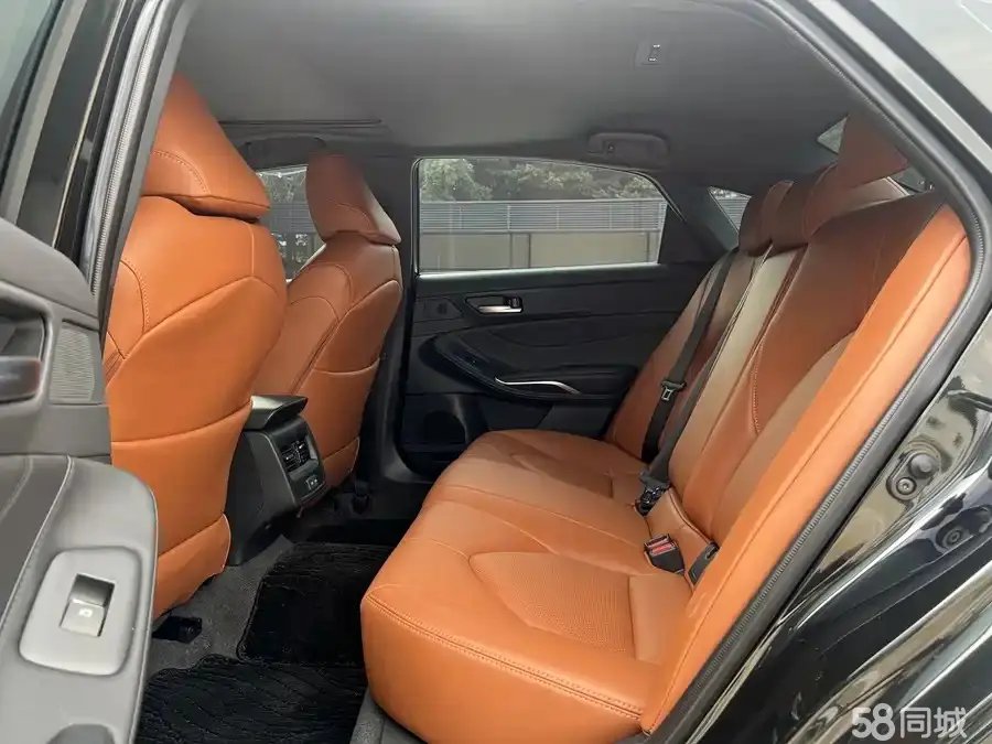 Toyota Avalon 2021 car image #8