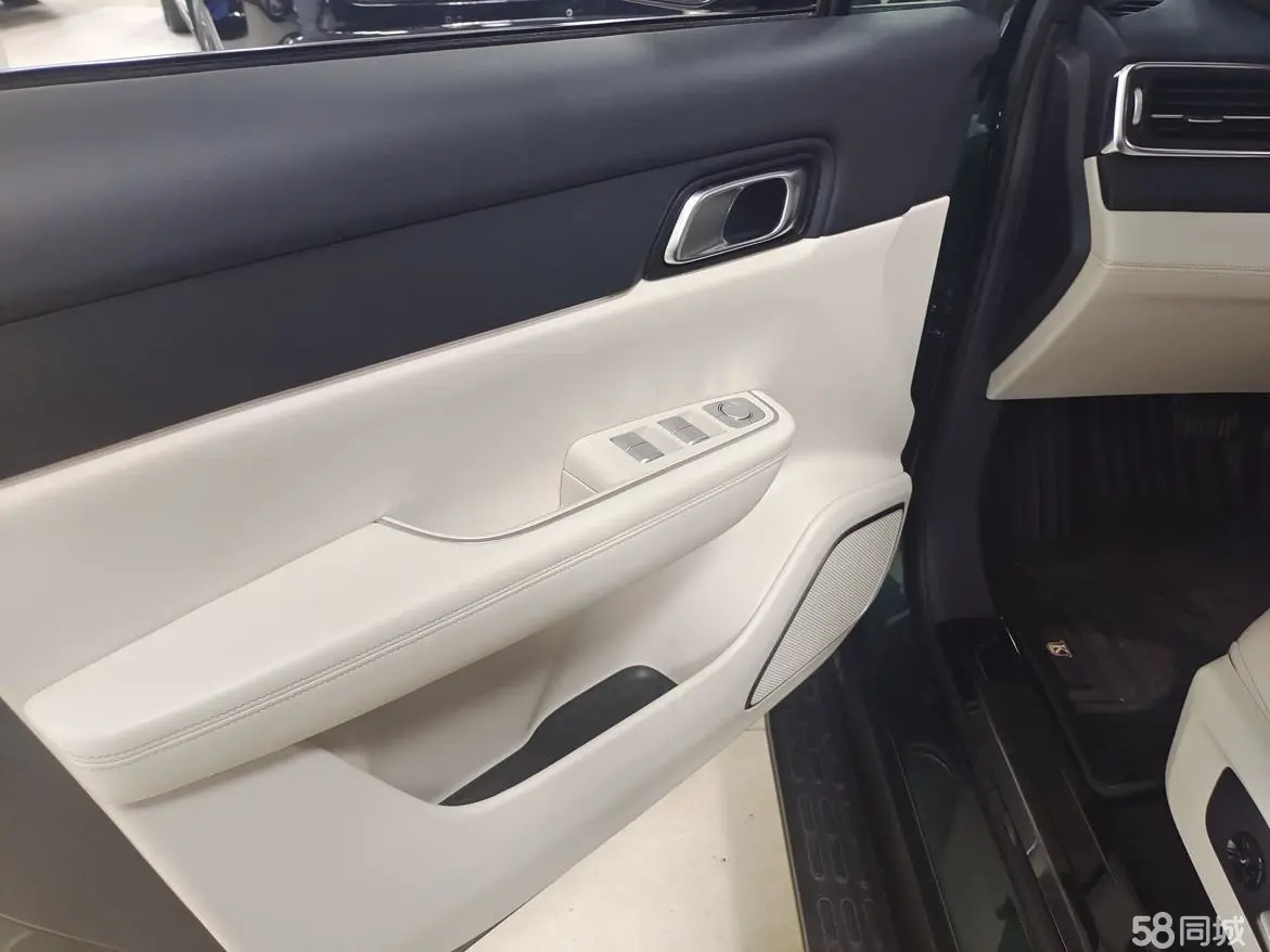 理想汽车 理想ONE 2021 汽车图片 #8