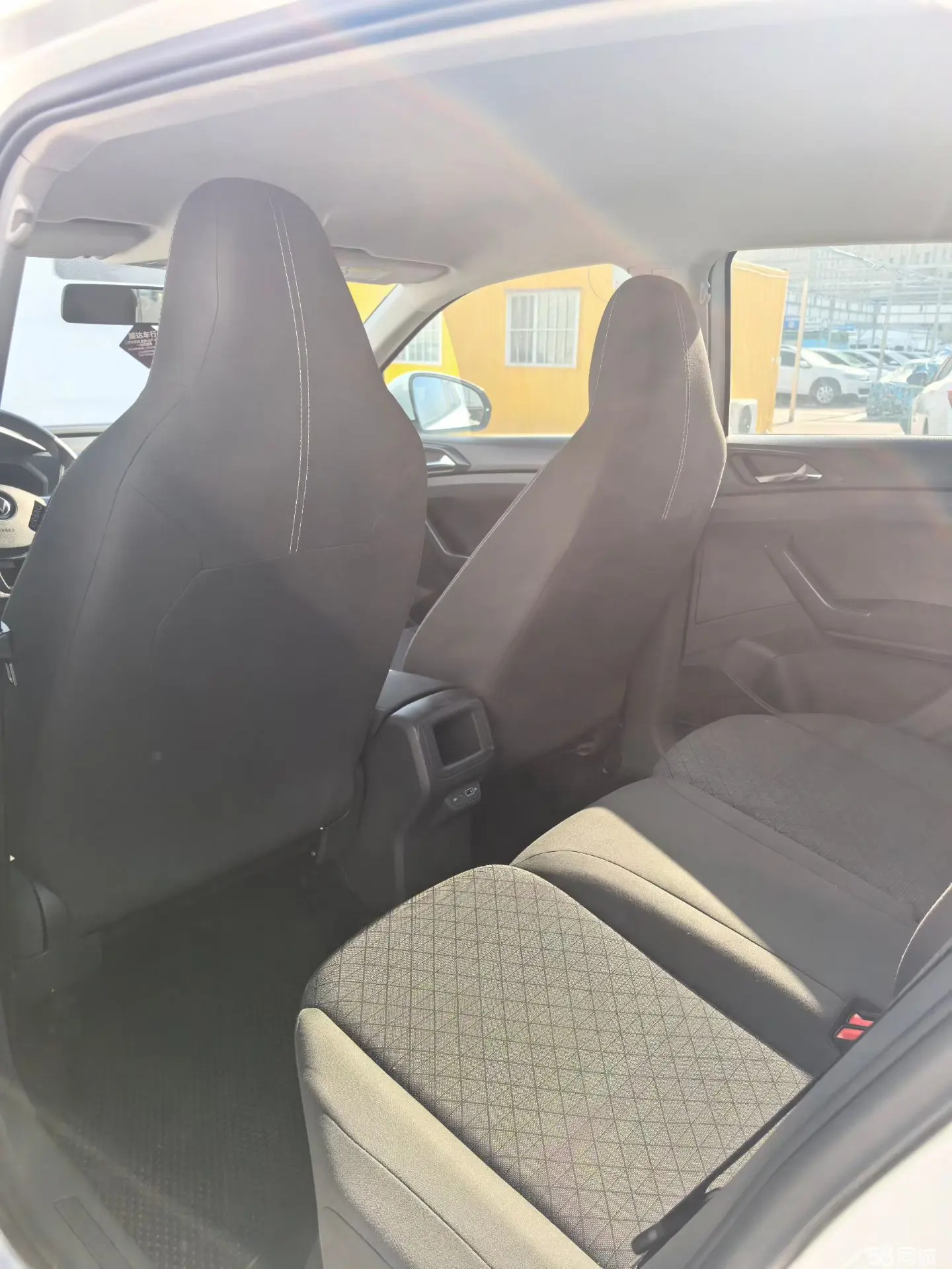 Volkswagen T-Cross 2023 #8 Volkswagen T-Cross 2023 car image #8