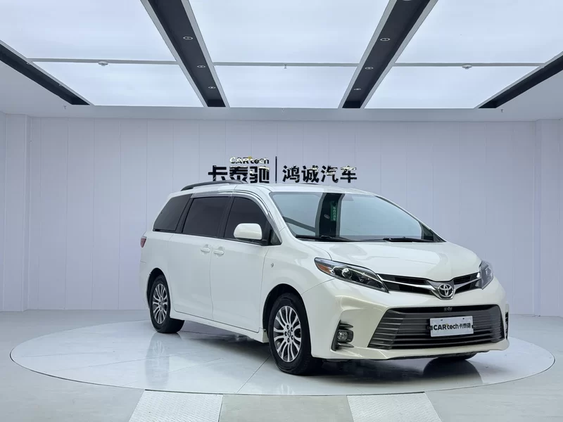 Toyota SIENNA 2019 صورة سيارة #8