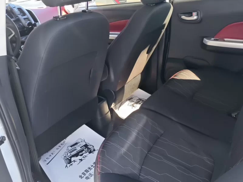 Changan BenBen EV 2018 изображение автомобиля #8