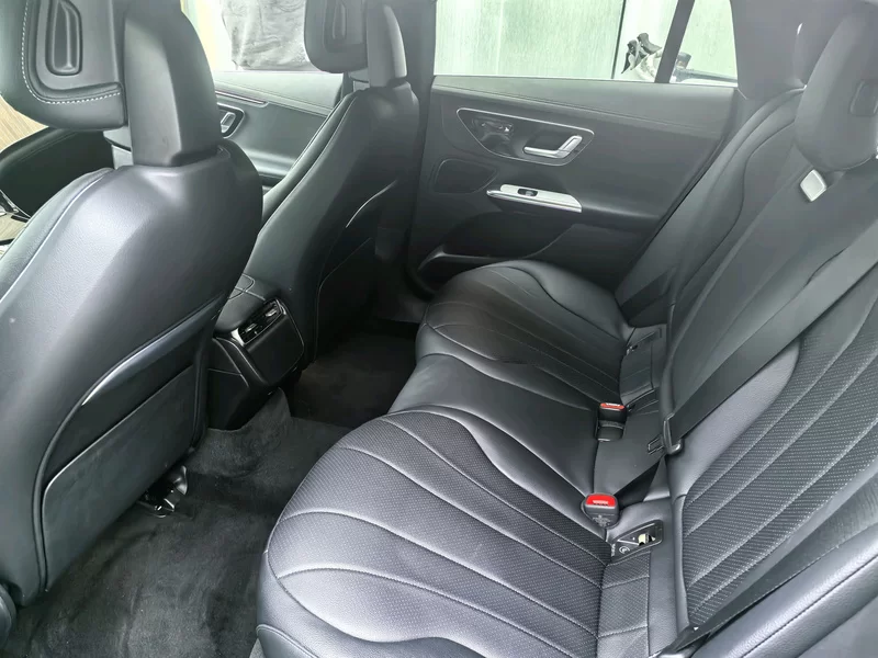 Mercedes-Benz EQE Class 2023 #8 Mercedes-Benz EQE Class 2023 immagine di auto #8