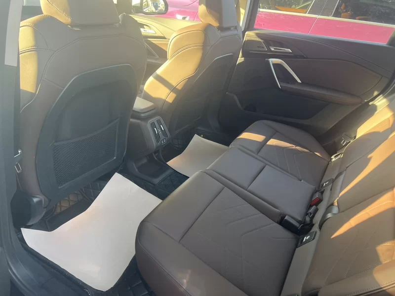 BMW X1 M35Li 2024 car image #8