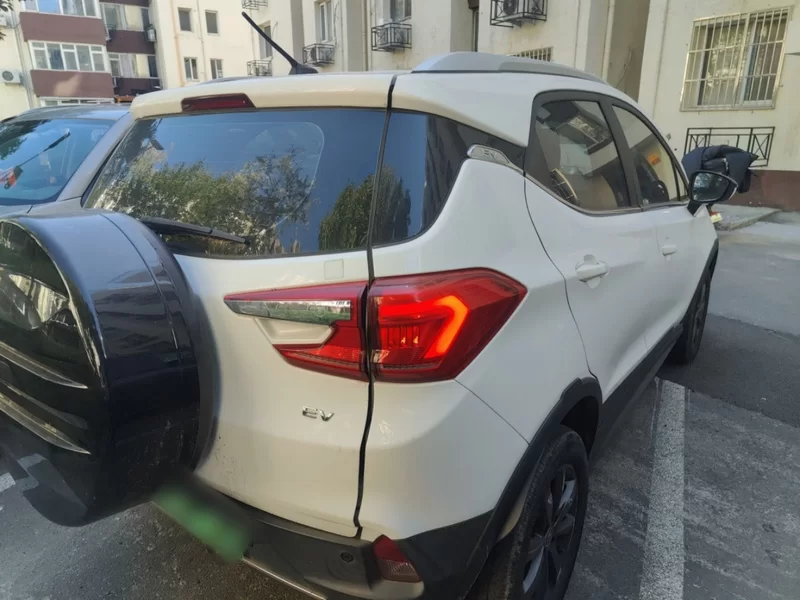 BYD Yuan New Energy 2020 #8 BYD Yuan New Energy 2020 car image #8