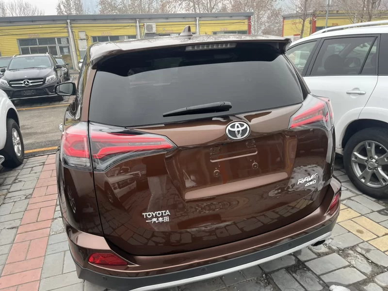 Toyota RAV4 2019 #8 Toyota RAV4 2019 car image #8