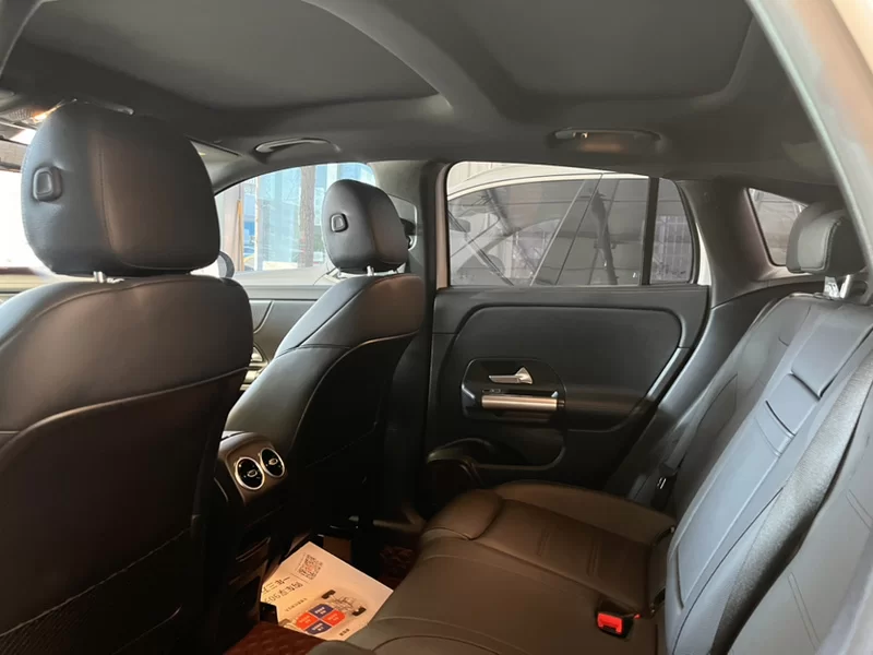 Mercedes-Benz GLA Class 2021 #8 Mercedes-Benz GLA Class 2021 car image #8