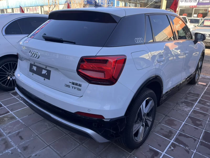Audi Q2L 2021 #8 Audi Q2L 2021 immagine di auto #8