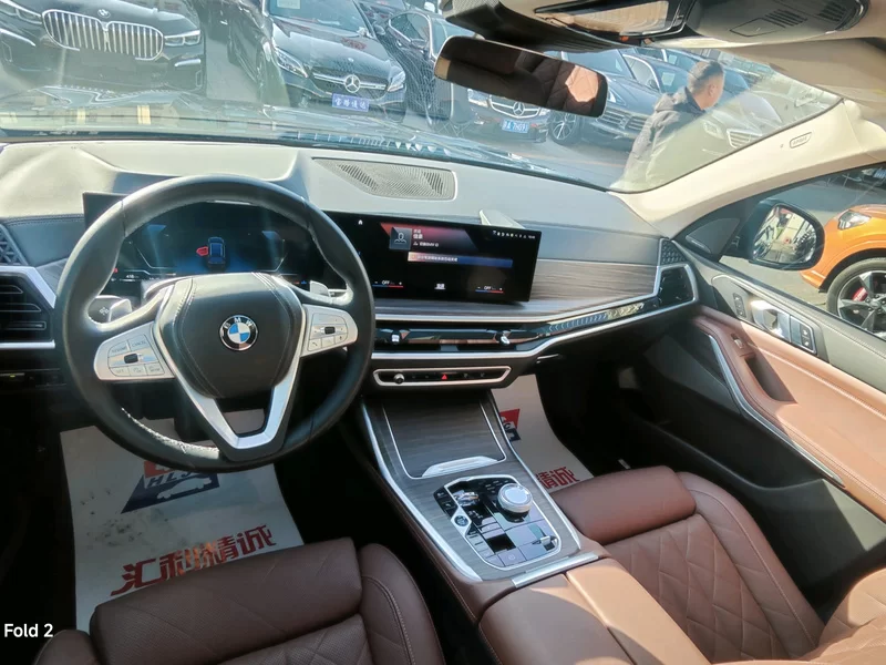 BMW X7 2023 صورة سيارة #8