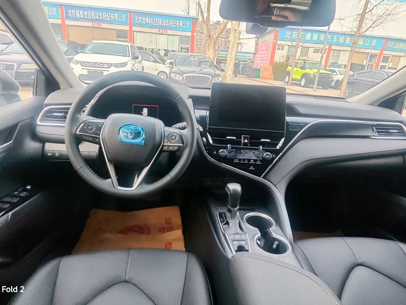 Toyota Camry 2022 car image #8