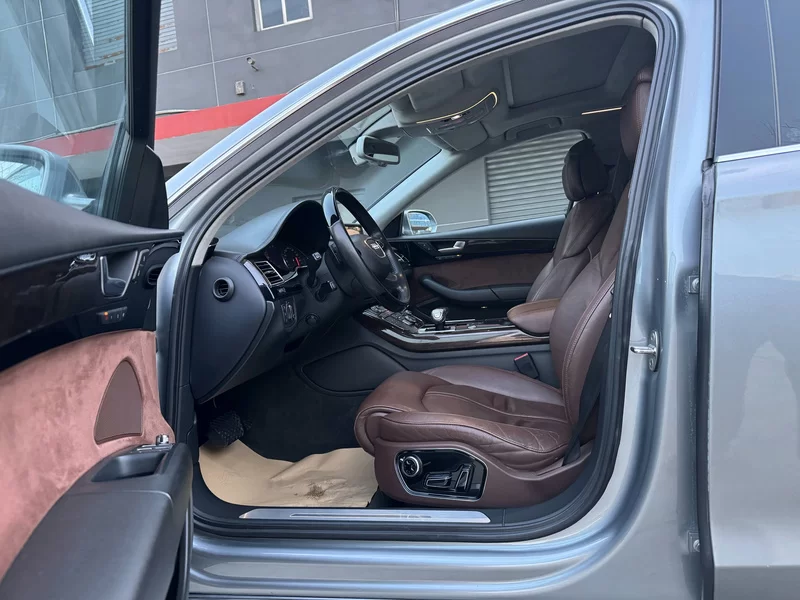 Audi A8 2011 #8 Audi A8 2011 car image #8