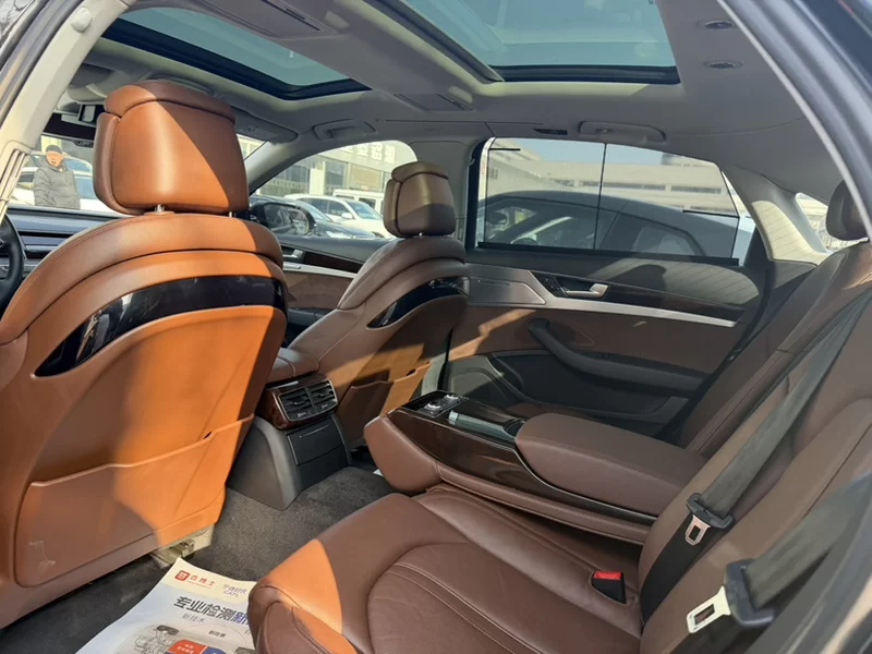 Audi A8 2016 car image #8