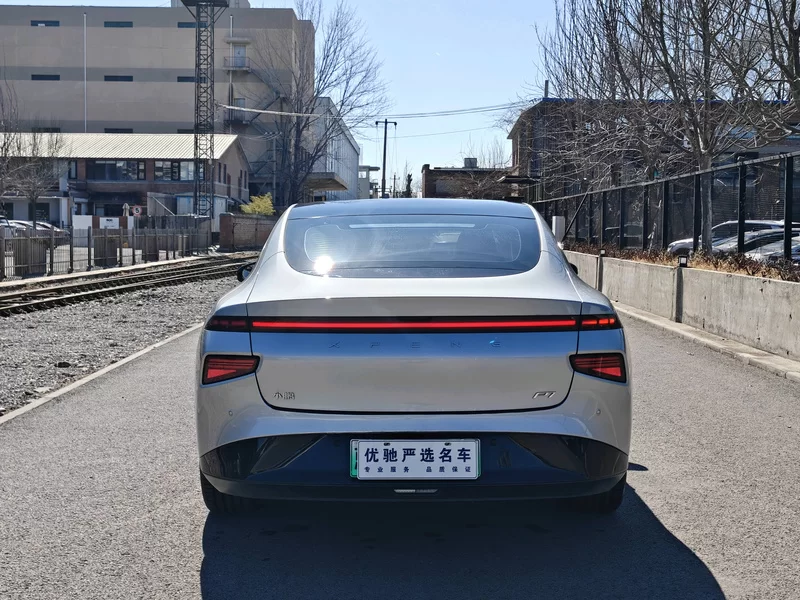 小鹏 小鹏P7 2021 汽车图片 #8