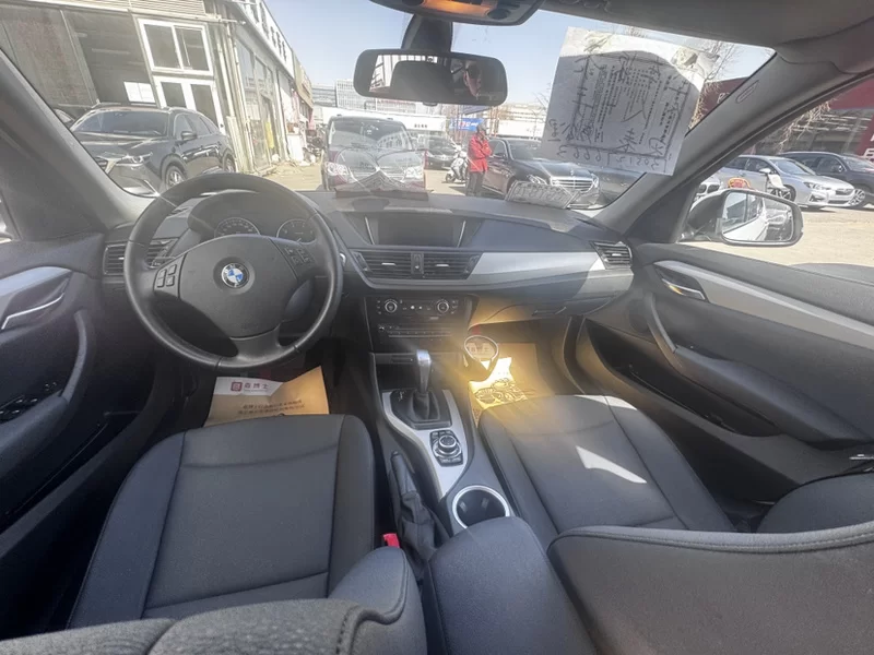 BMW X1 2013 car image #8