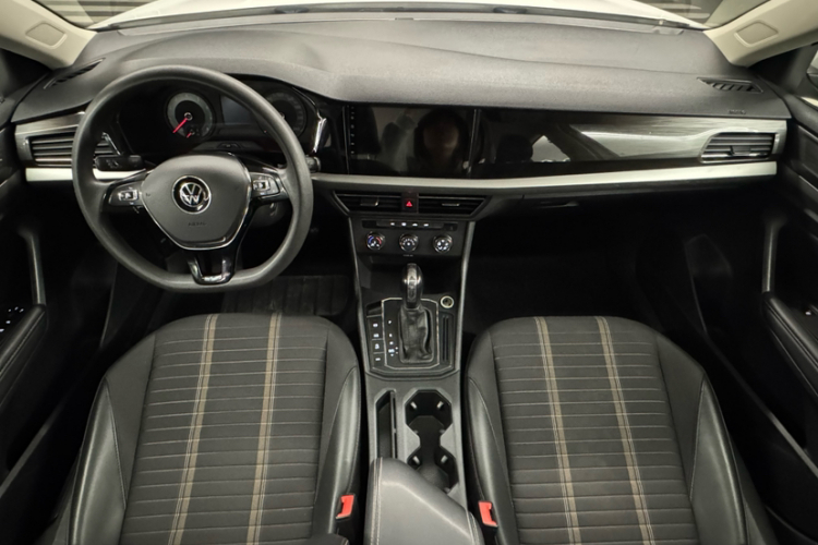 Volkswagen Lavida 2021 car image #15