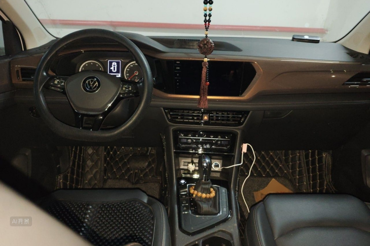 Volkswagen Tharu 2021 car image #11