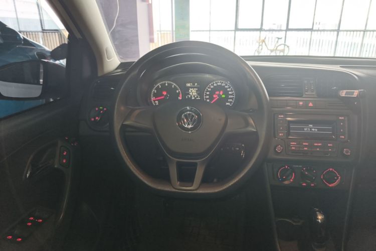 Volkswagen Polo 2017 #15 Volkswagen Polo 2017 صورة سيارة #15