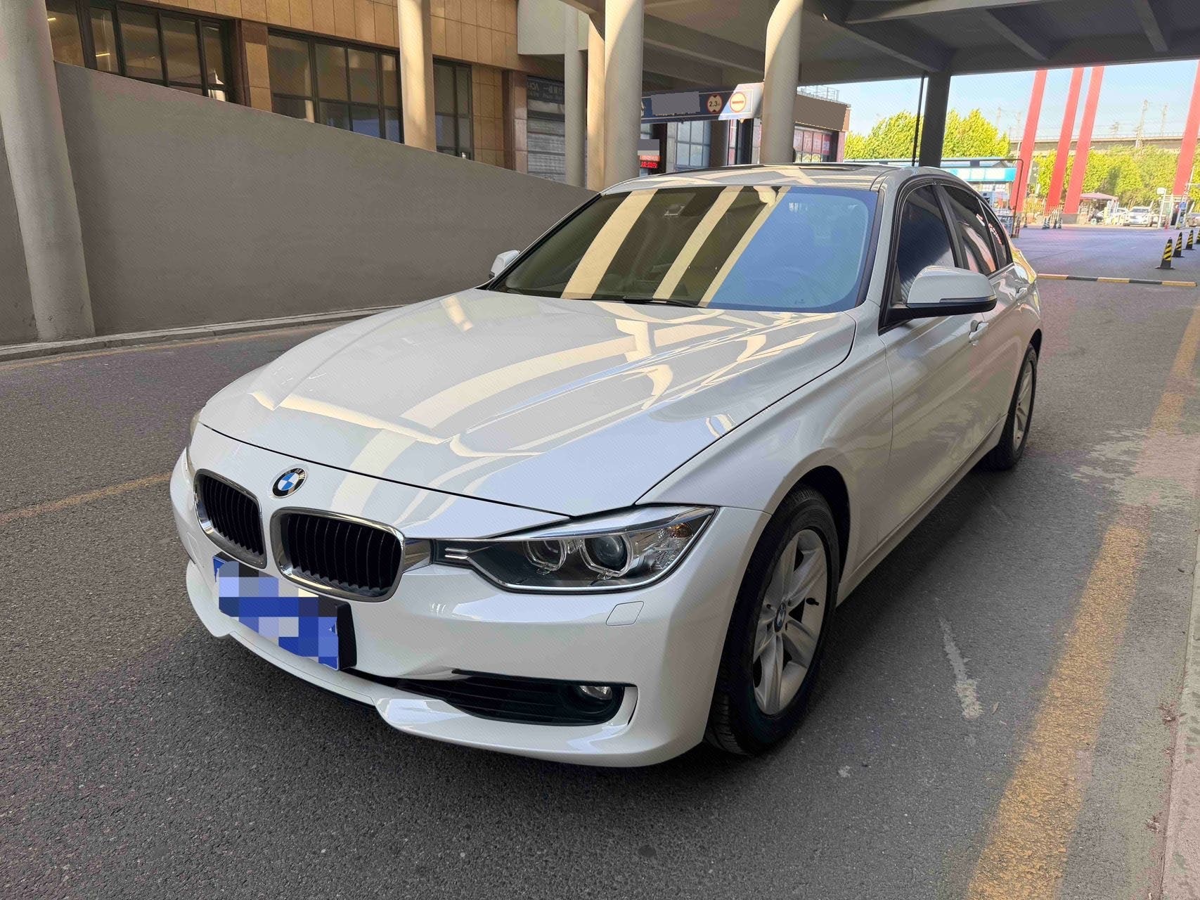 BMW 3 Series 2014 car image 