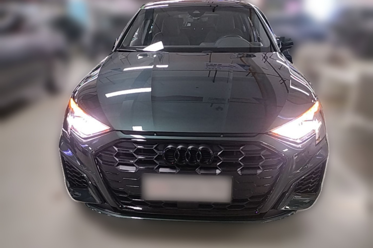 Audi A3 2024 car image #3