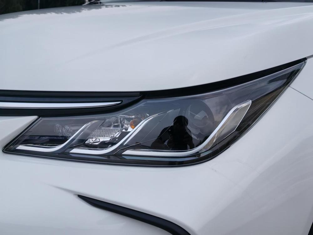 Toyota Corolla 2023 car image #8