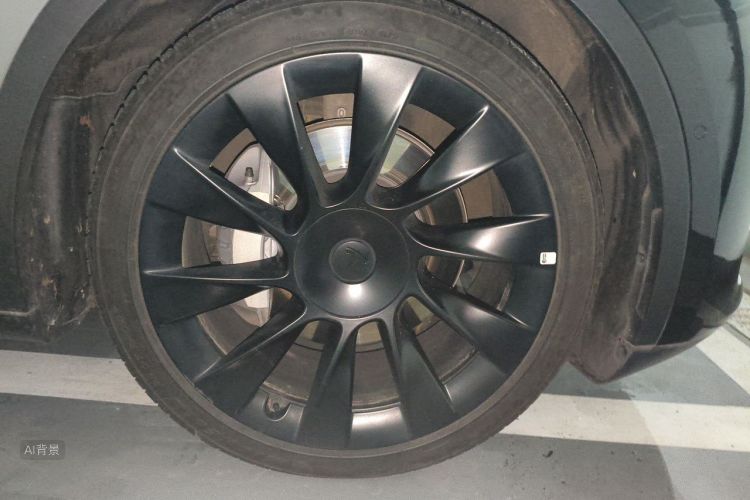 Tesla Model Y 2023 #9 Tesla Model Y 2023 car image #9