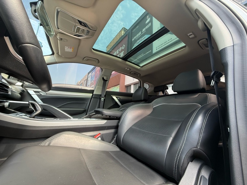 GEELY Coolray 2019 #7 GEELY Coolray 2019 car image #7