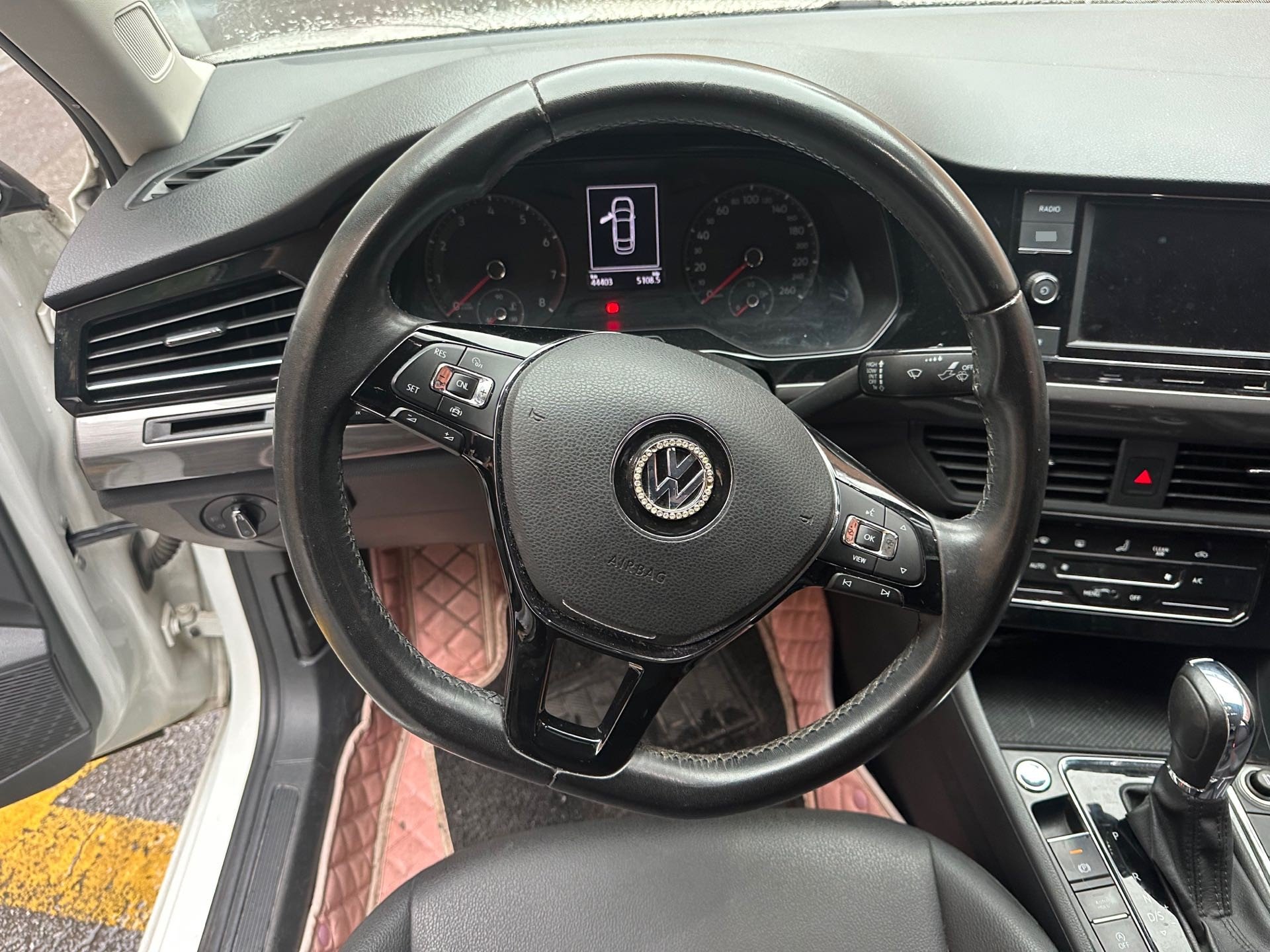 Volkswagen Bora 2019 car image #6