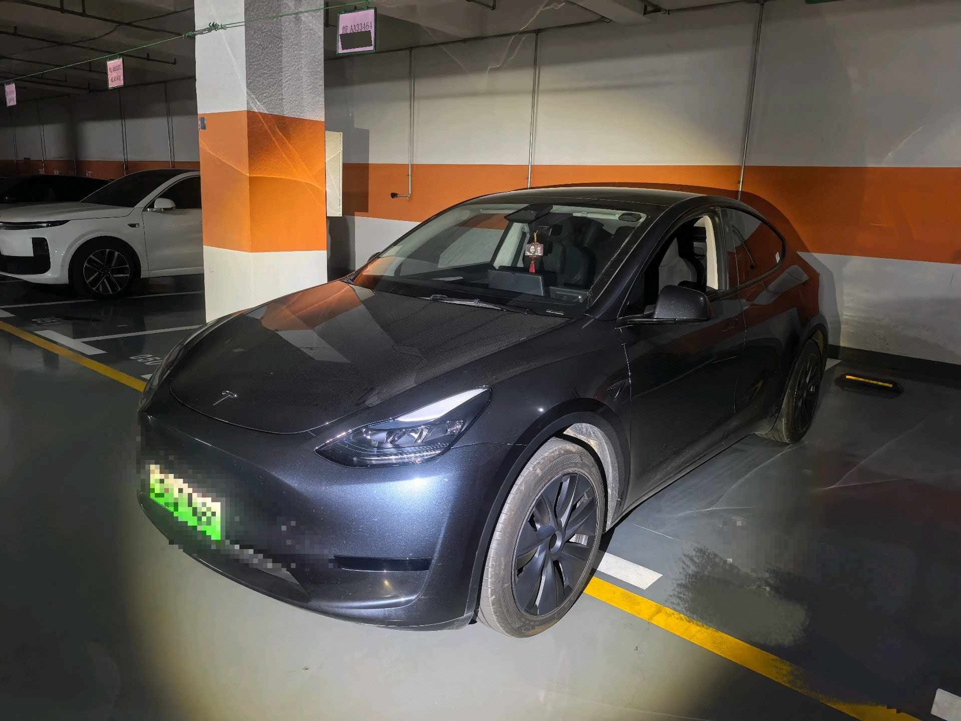 Tesla Model Y 2024 car image 