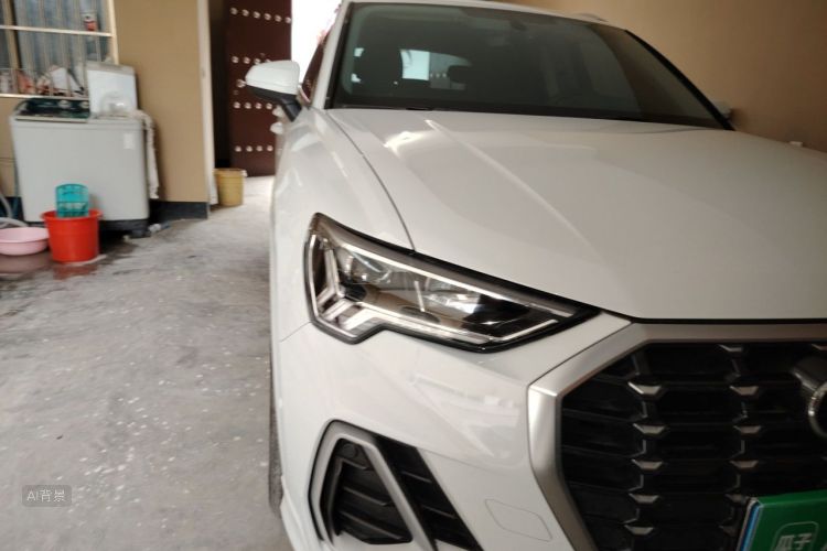 Audi Q3 2023 #8 Audi Q3 2023 car image #8