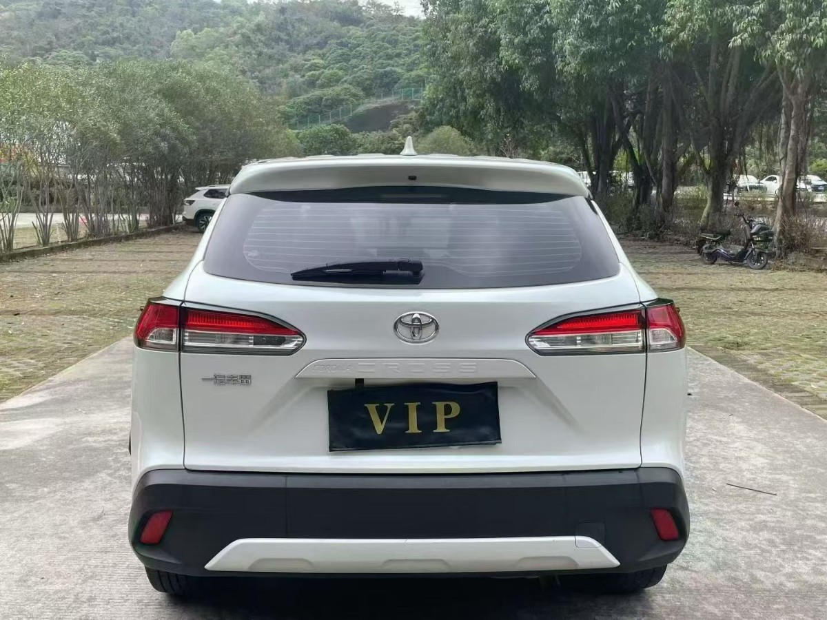 Toyota Corolla Cross 2023 car image #8