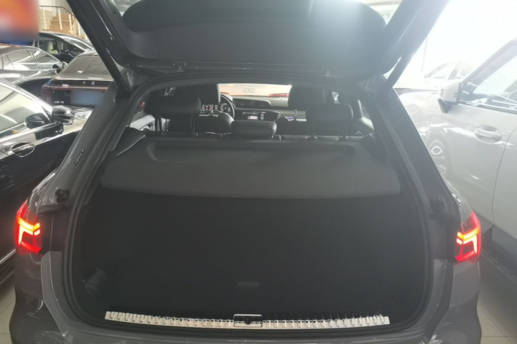 Audi Q3 2025 #19 Audi Q3 2025 immagine di auto #19