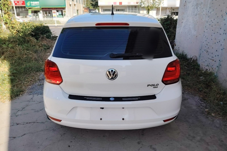 Volkswagen Polo 2019 car image #4