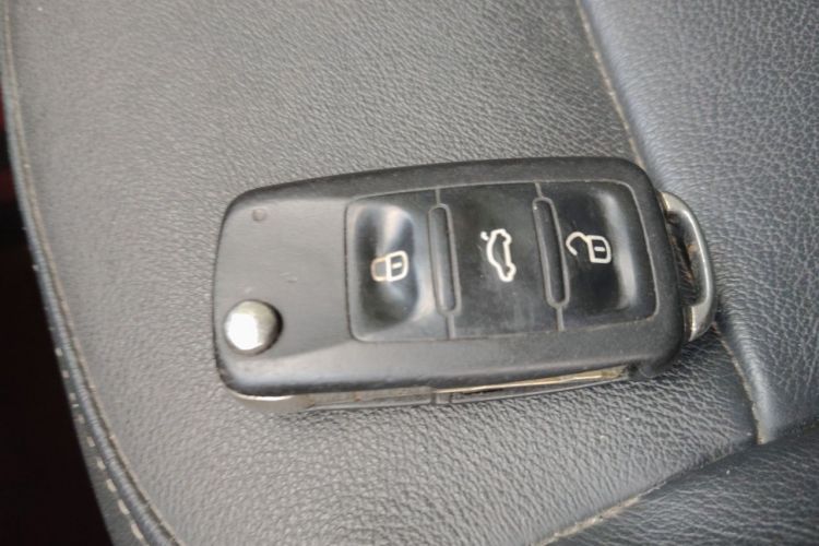 Volkswagen Lavida 2018 car image #11