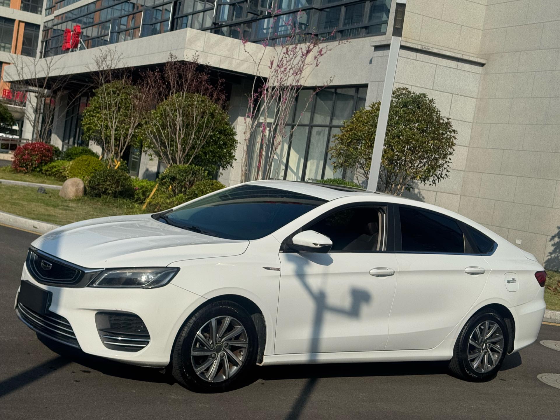 GEELY Binray 2020 car image #4