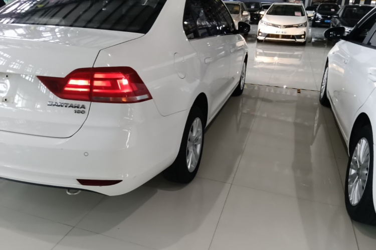 Volkswagen Santana 2018 car image #8