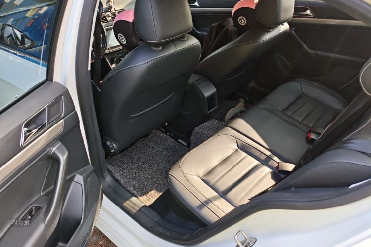 Volkswagen Lavida 2018 car image #19