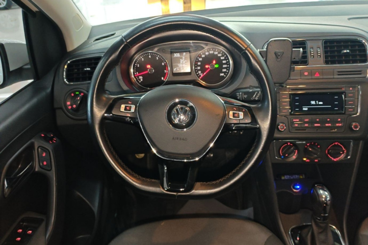 Volkswagen Polo 2017 #11 Volkswagen Polo 2017 car image #11