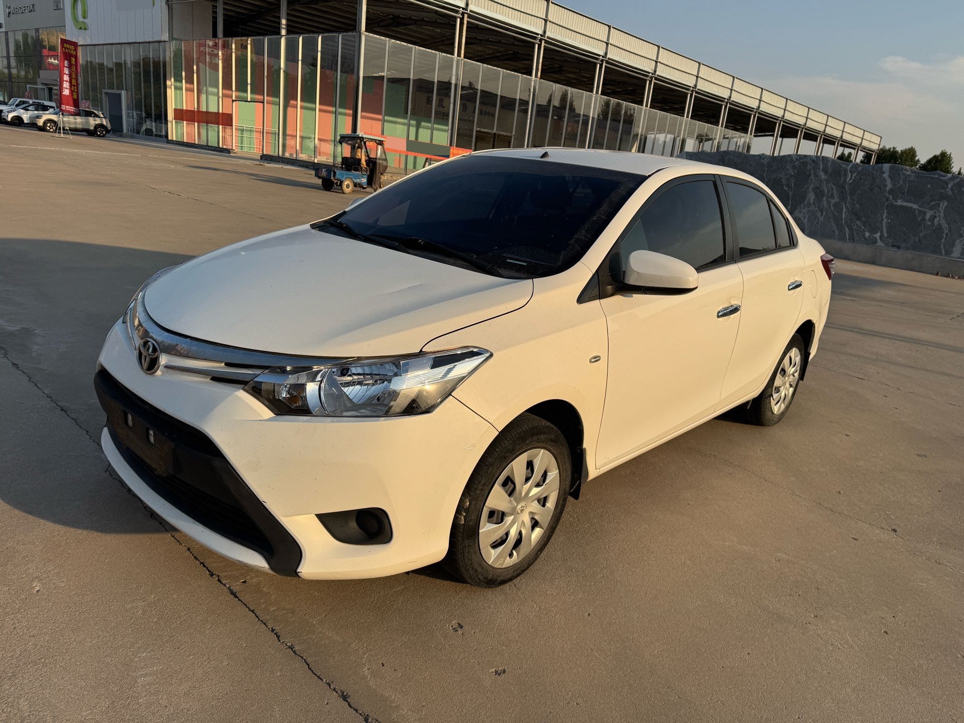 Toyota Vios 2015 Toyota Vios 2015 car image