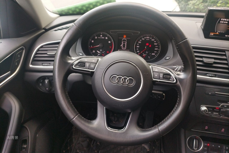Audi Q3 2019 #12 Audi Q3 2019 car image #12