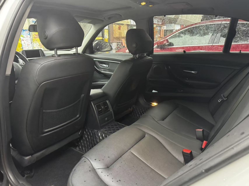 BMW 3 Series 2017 car image #3