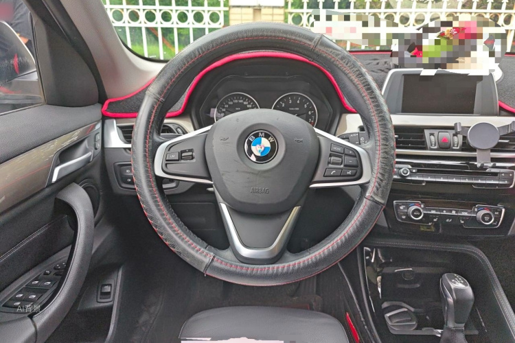 BMW X1 2017 #12 BMW X1 2017 car image #12