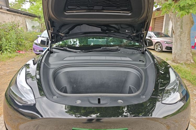 Tesla Model Y 2023 #20 Tesla Model Y 2023 car image #20
