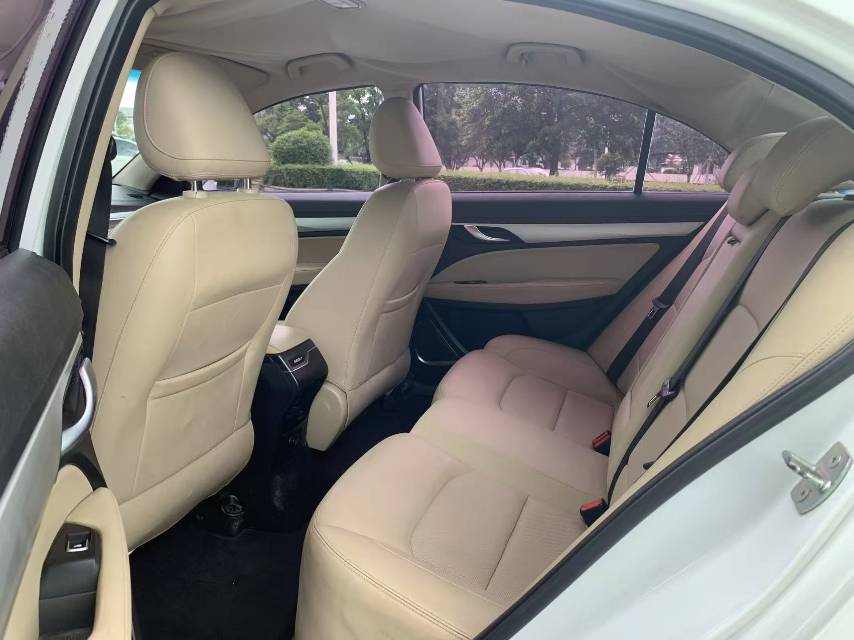 GEELY Emgrand 2018 #5 GEELY Emgrand 2018 immagine di auto #5
