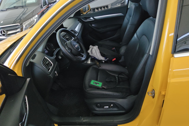 Audi Q3 2016 #15 Audi Q3 2016 car image #15