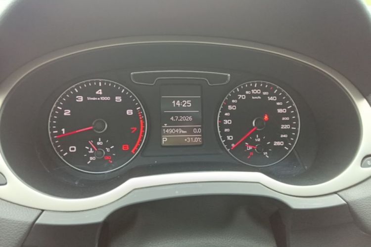 Audi Q3 2017 #12 Audi Q3 2017 car image #12